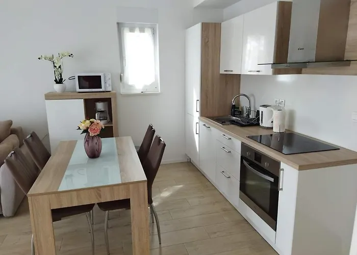Apartman Sea & Sun Zman
